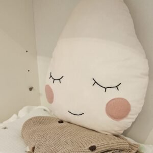 UKRASNI JASTUK KRUŠKA